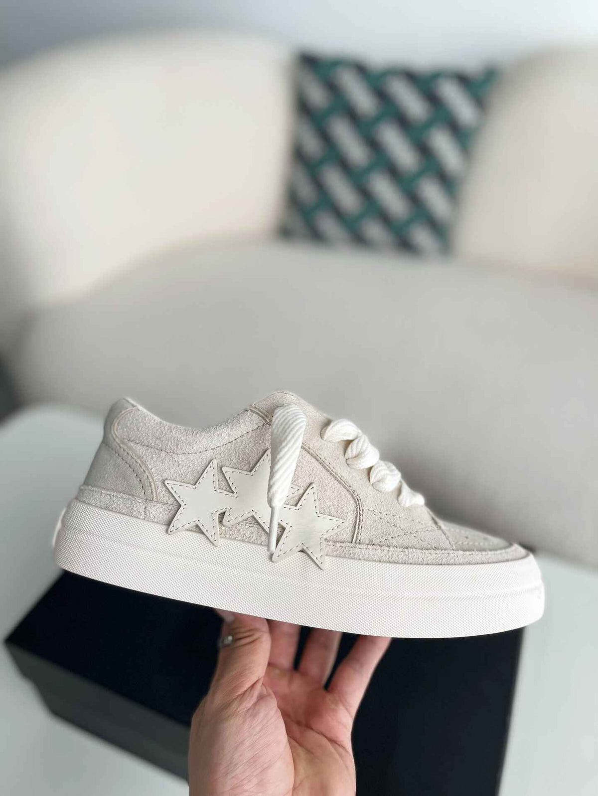 Amiri Star Court Low – Bone Suede & White Leather