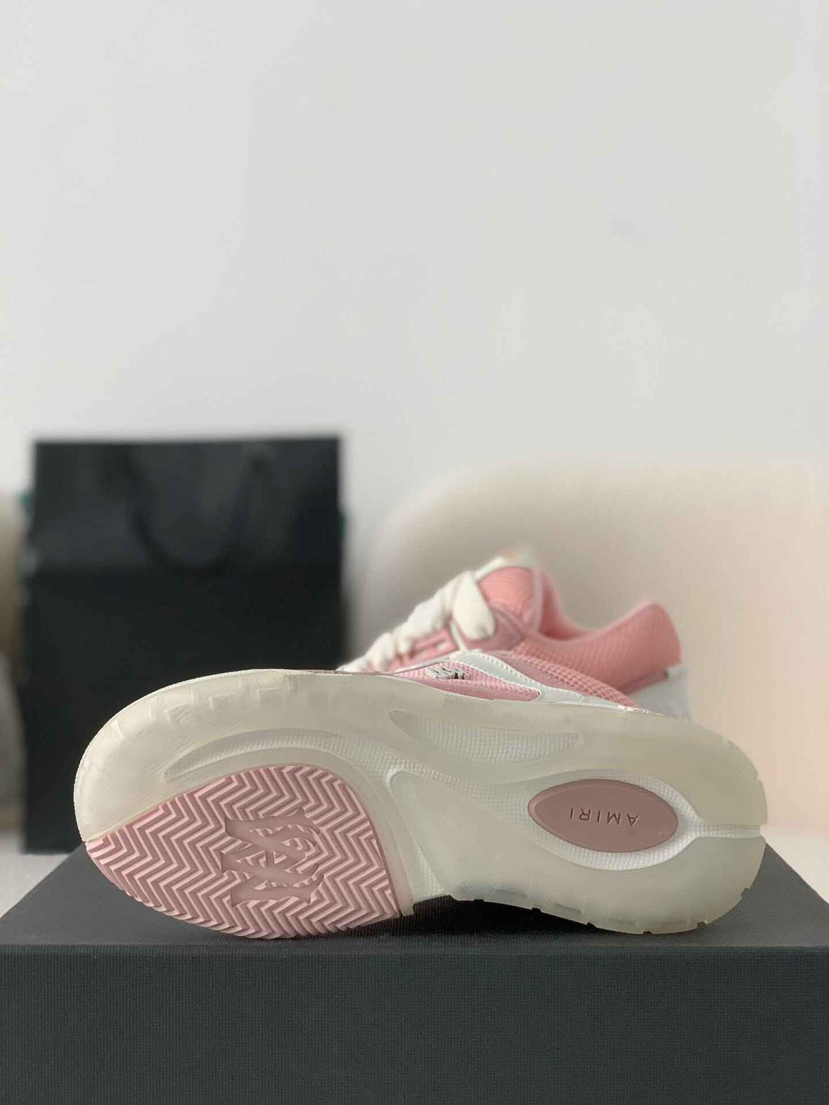 Amiri MA-1 Sneaker – Pink & White