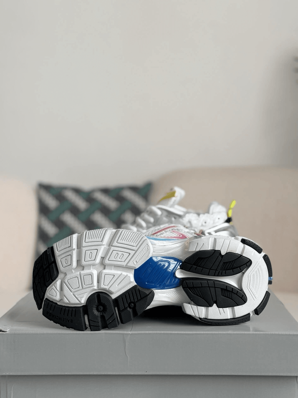 Balenciaga Runner Sneaker – Multi-Color White, Pink & Blue