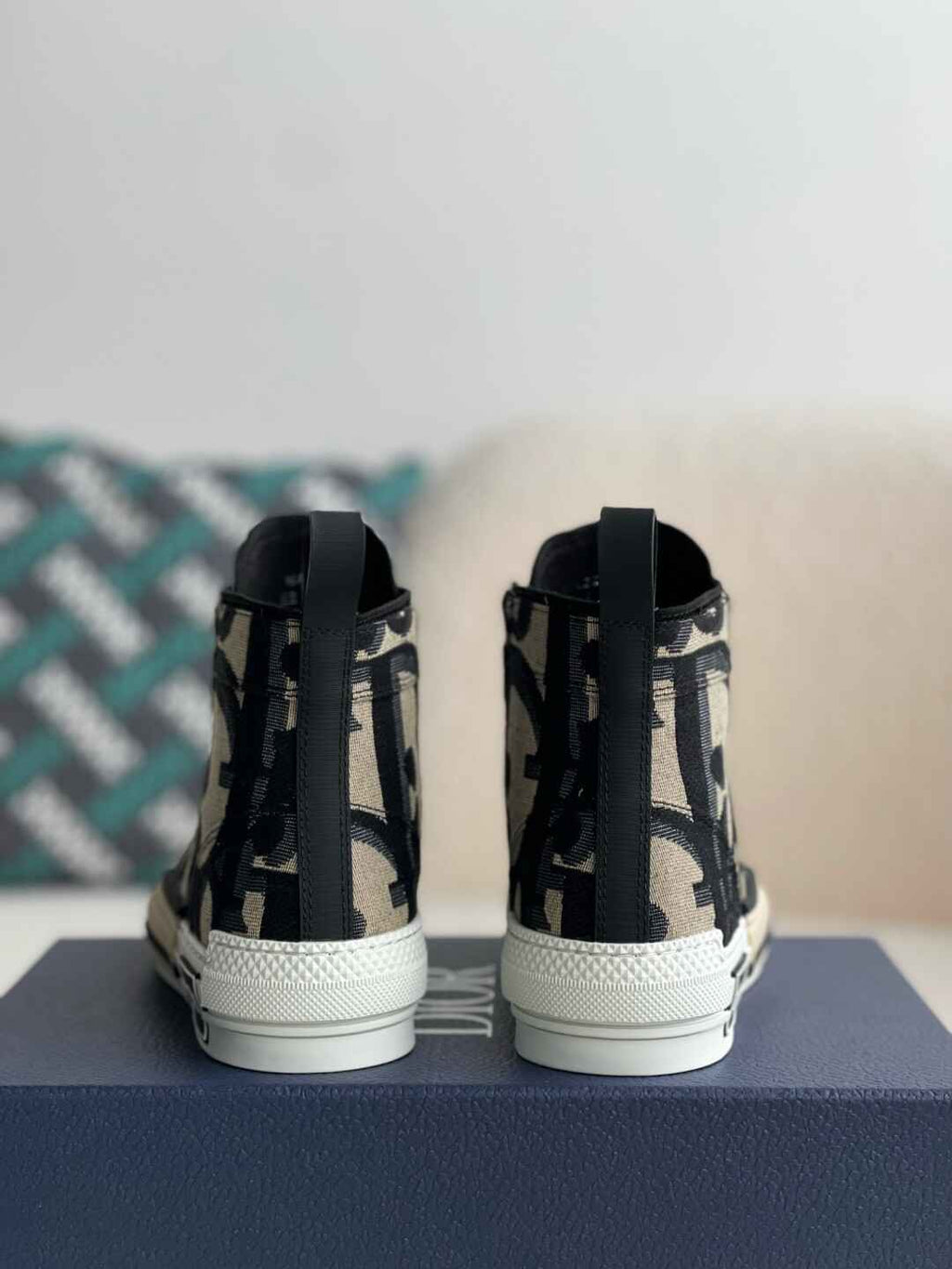 Dior B23 High-Top Sneaker in Black Oblique Jacquard