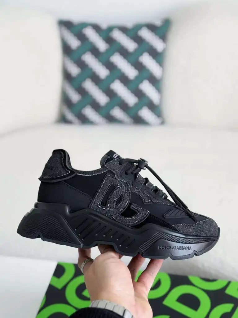 Dolce & Gabbana Daymaster Sneaker – All-Black Mixed Material