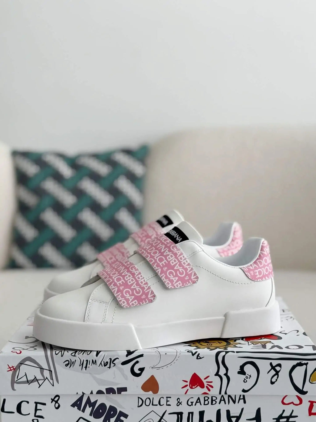 Dolce & Gabbana Portofino Sneaker – White & Pink Logo Velcro