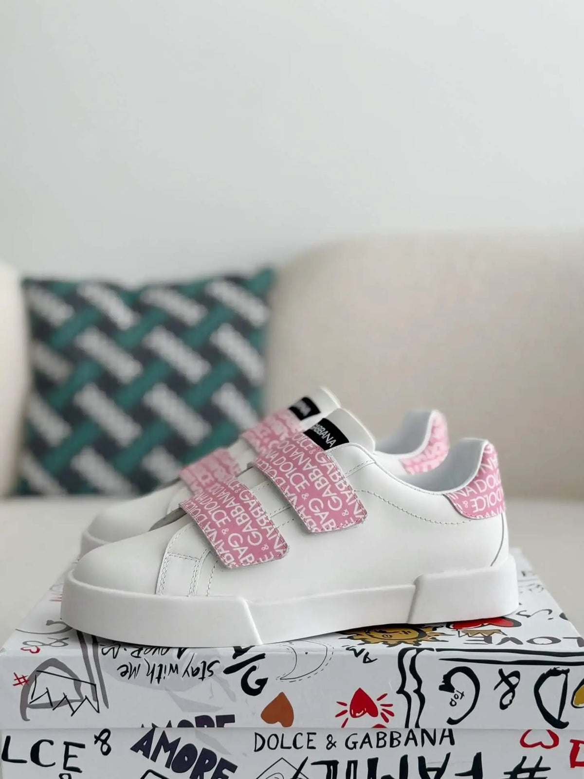 Dolce & Gabbana Portofino Sneaker – White & Pink Logo Velcro