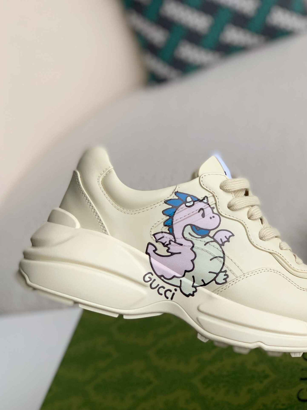 Gucci Rhyton Sneaker – Ivory Leather with Baby Dragon Print